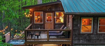 Walk to Price Lake | Hot Tub | Dogs | Blowing Rock
