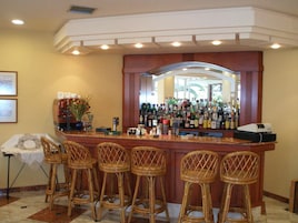 Bar (en la propiedad)