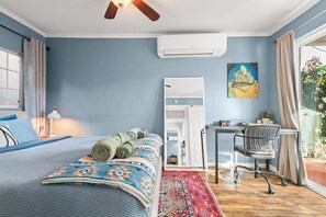 1 bedroom, desk, iron/ironing board, WiFi