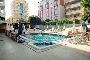 Outdoor pool - Bariscan Hotel (Alanya)