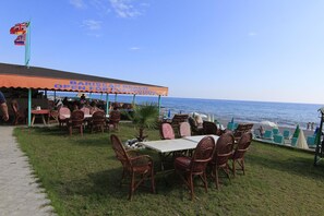 Outdoor dining - Bariscan (Alanya)