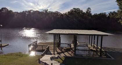 River Front Property on the Amite River