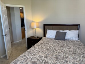 2 bedrooms, iron/ironing board, free WiFi, bed sheets