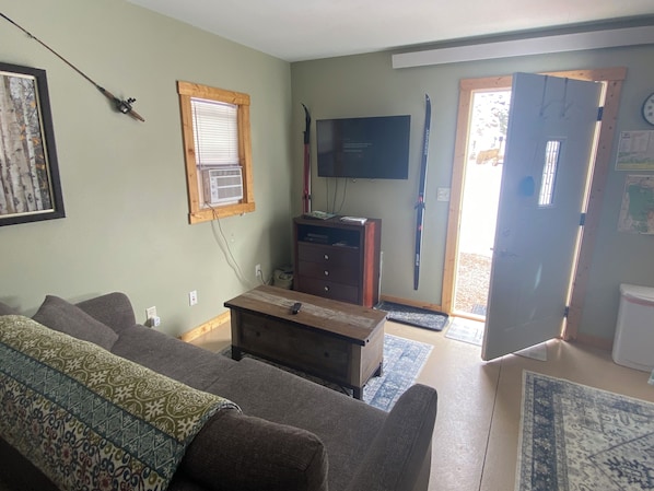 Älytelevisio, DVD-soitin, videokirjasto