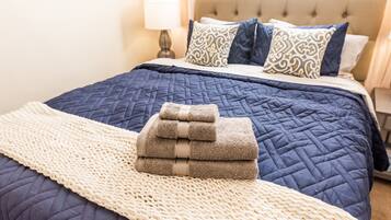 2 habitaciones, tabla de planchar con plancha, wifi y ropa de cama