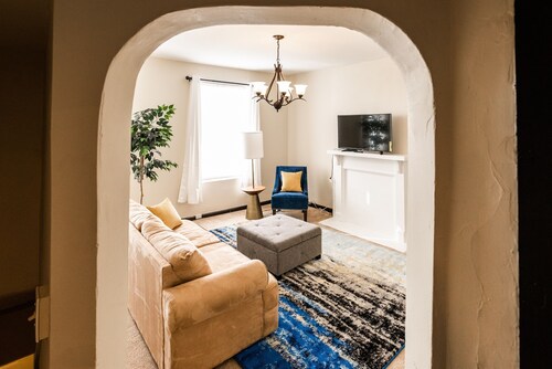 Urban Luxury on a Budget