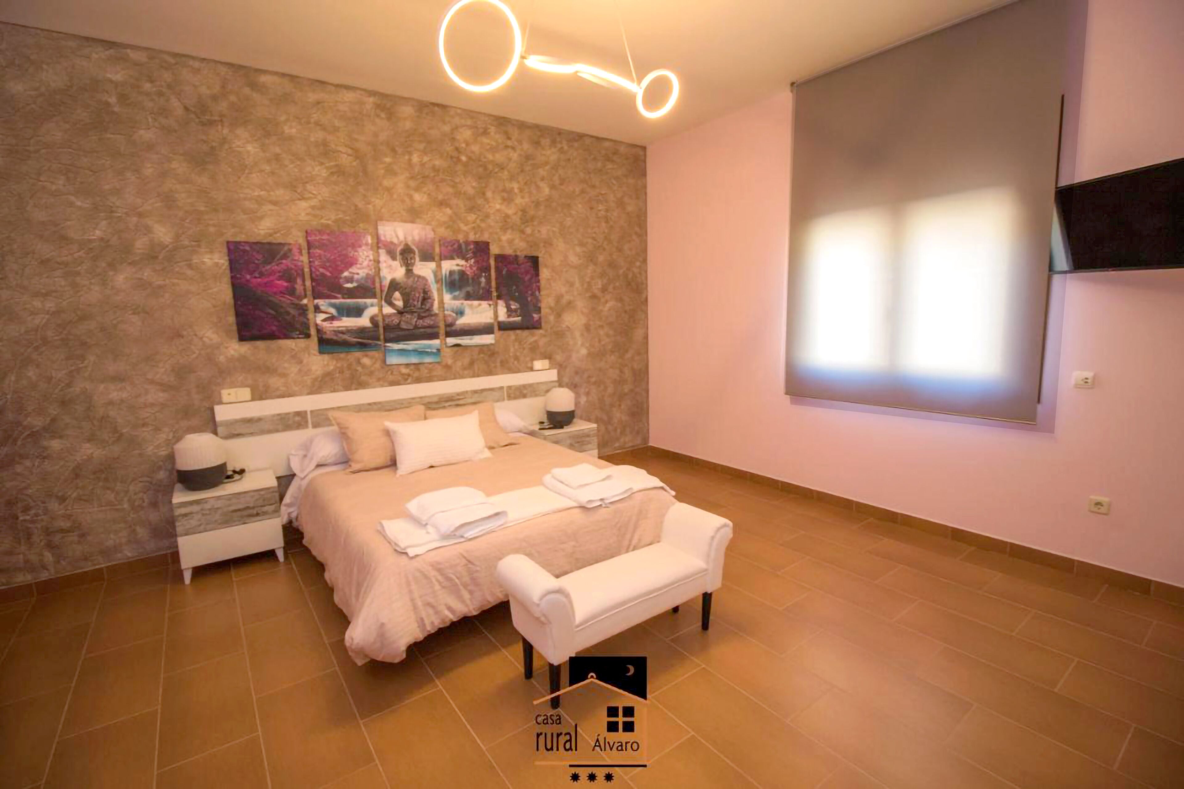 5 bedrooms, iron/ironing board, free WiFi, bed sheets