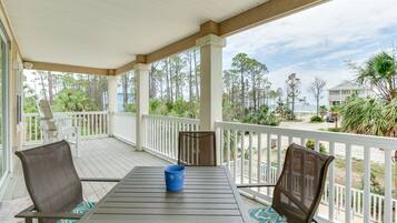 House (Beach Happy) | Exterior