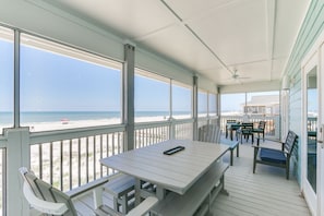 独立别墅 (Beachfront Bungalow) | 外观