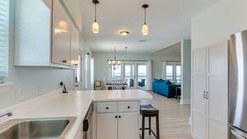 House (Beachfront Bungalow) | Exterior