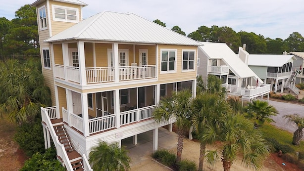 Exterior - Heavenly Palms (Port St. Joe)