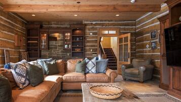 Casa (Canyons Escape in Park City) | Sala de estar | Televisión de pantalla plana y chimenea