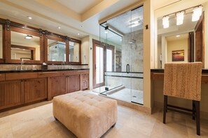 Ferienhaus (Woodside Villa) | 5 Schlafzimmer, kostenloses WLAN