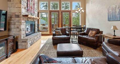 Luxury home on the golf course with spacious deck overlooking the mountains