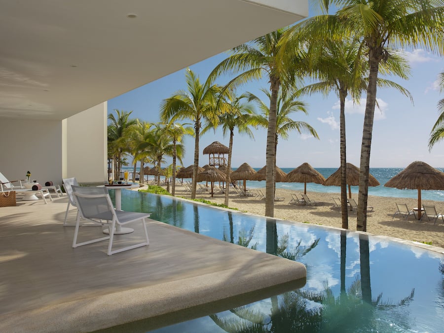 Preferred Club Master Suite Swim Out Ocean Front King | View from room