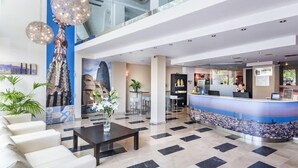 Lobby - Hotel Serhs Del Port (Barcelona)