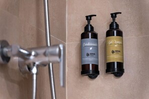 Bathroom amenities - Hotel Serhs Del Port (Barcelona)