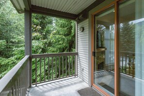 公寓式客房, 1 张特大床 (Bright & Clean, Walk Everywhere, Shar) | 住宿场地