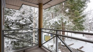 Unclassified image, 5 of 25, button - Fantastic Location Spacious 4 Bed, Village Location Shared Hot Tub (Whistler)