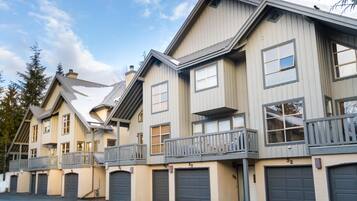 Condo, Multiple Beds (Ski in Out, Great Location, Free Shut) | Exterior