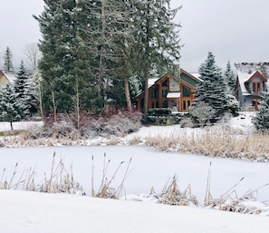 ํ์ฐ์ค, ์นจ๋(์ฌ๋ฌ ๊ฐ) (8140 Nicklaus North) | ์ธ๊ด