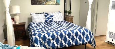 1 bedroom, WiFi, bed sheets