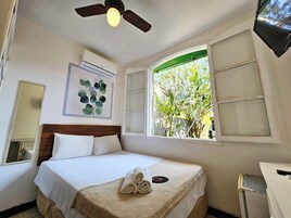 Suite estándar | Ropa de cama hipoalergénica, minibar, wifi gratis