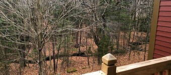 Mount Snow Timber Creek Townhouse with Pool and Ski Shuttle