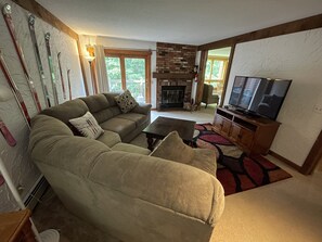 TV connectée, cheminée