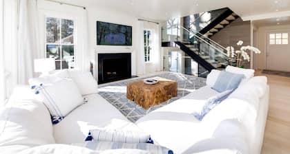 Exquisite Custom Home in the Heart of East Hampton