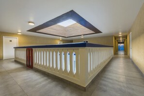 Interior - Modern Design Studio w/ Two Double Beds & Pool (Noord)