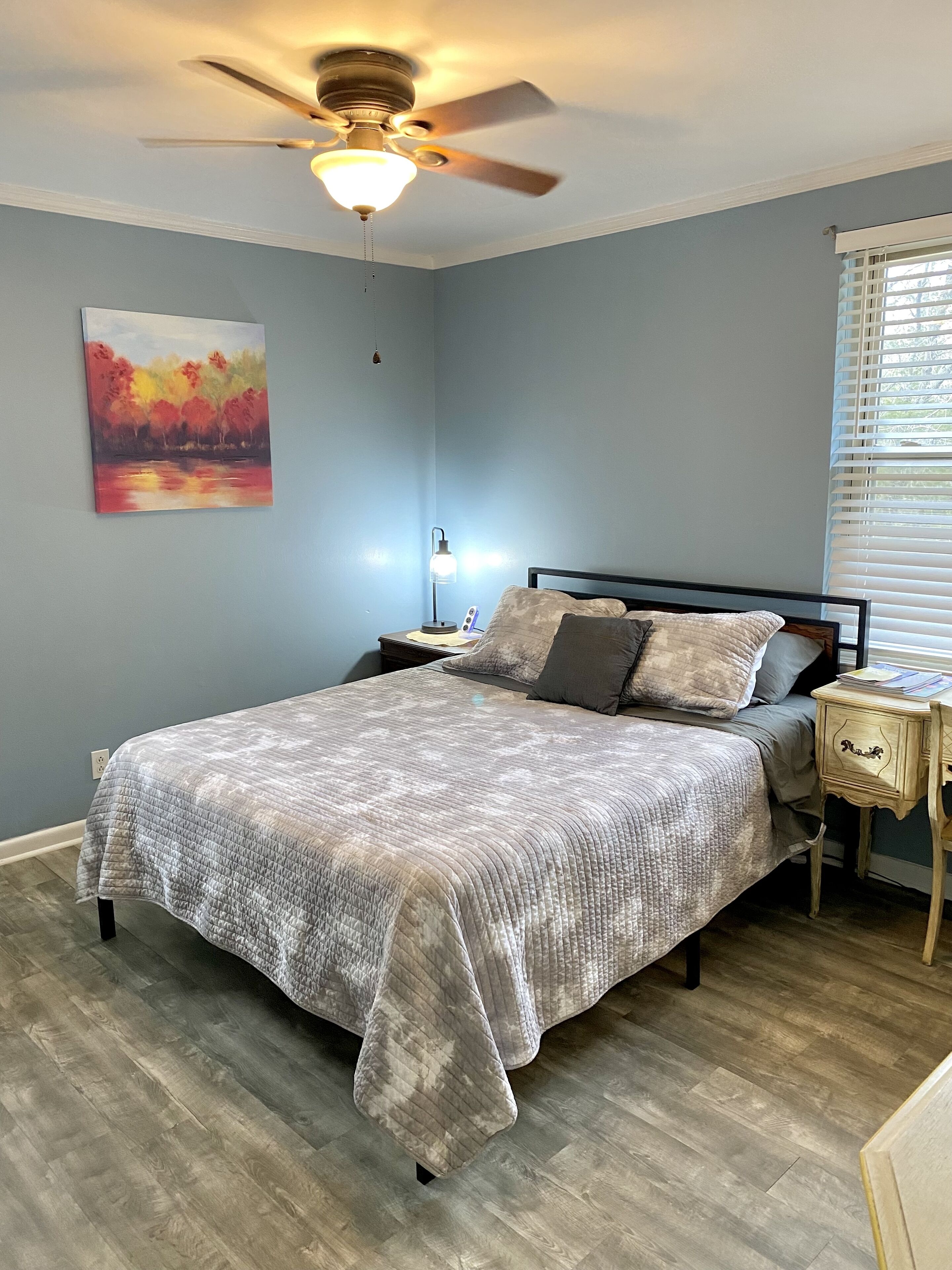 3 slaapkamers, een bureau, een strijkplank/strijkijzer, gratis wifi