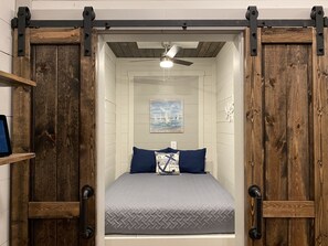 1 quarto, escrivaninha, Wi-Fi de cortesia, roupa de cama