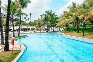 Pool - Beach Class Apartment Muro Alto (PE)