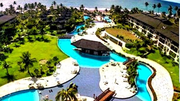 Pool - Beach Class Apartment, Muro Alto. It is 10 km from Porto de Galinhas Beach. (PE)