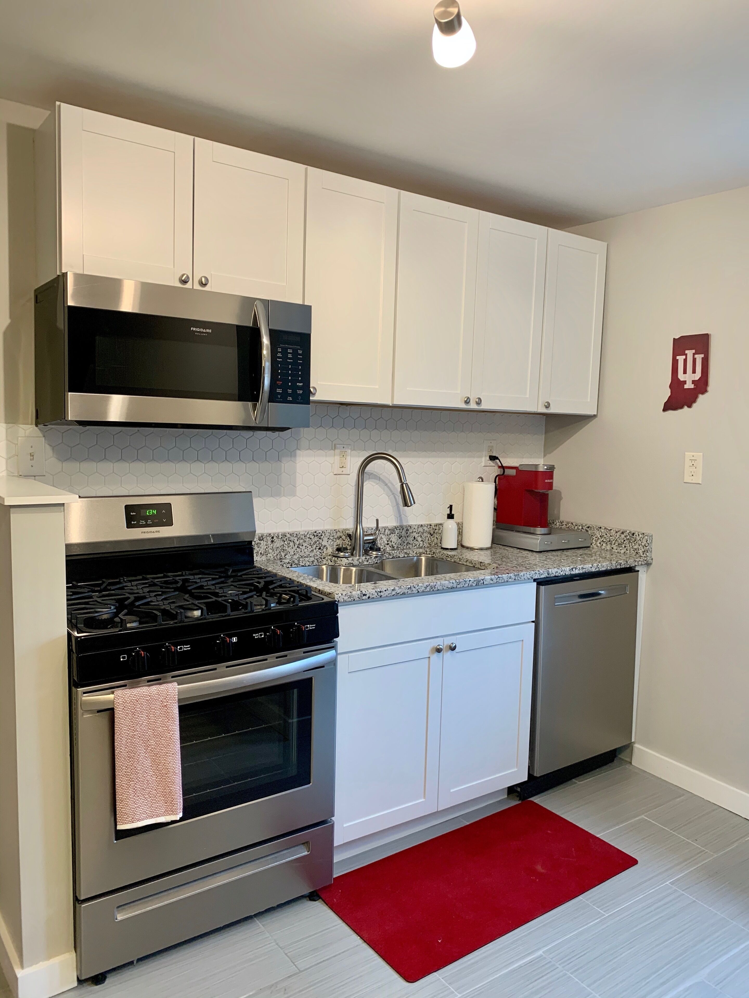 Memorial Stadium & Assembly Hall House: The Porch