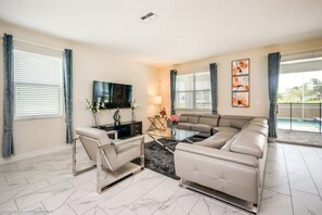 Televisio, videopelikonsoli, pöytäjalkapallopöytä