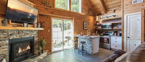 Una Smart TV, una chimenea