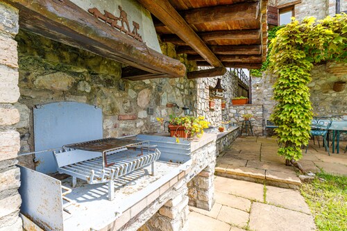 Villa Formaga- relax and view lake, Gargnano, Italy