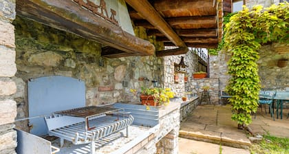 Villa Formaga- relax and view lake, Gargnano, Italy