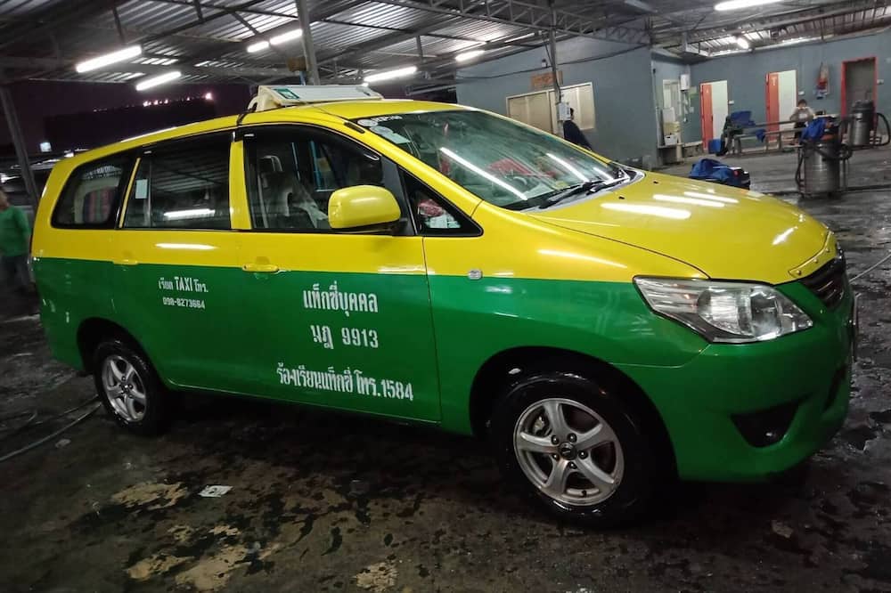 Room in Condo - Impact Thunder Dome Service Taxi