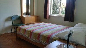 Unclassified image, 2 of 15, button - Holiday House Near the sea (Preko)