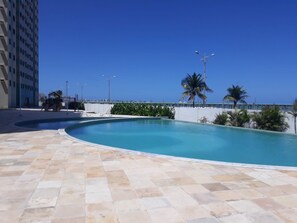 Outdoor pool - Apt Seaside With Pool, 2 Bedrooms, Air And Wi-fi (Maceió)