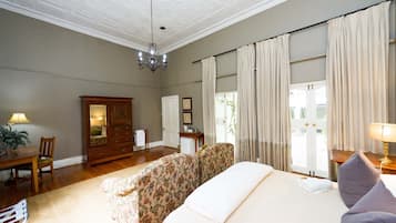 Room, 5 Bedrooms, Fireplace | 5 bedrooms, iron/ironing board, bed sheets