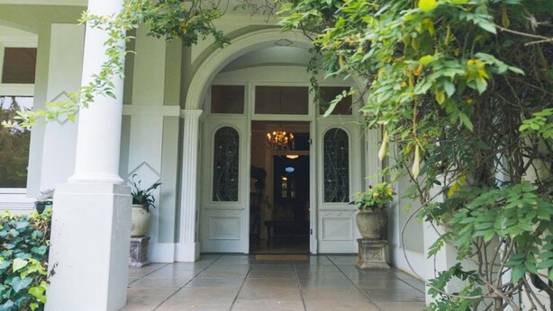 Unclassified image, 1 of 33, button - Luxurious Room With Breakfast in Lovely Guesthouse in Pretoria (Pretoria)