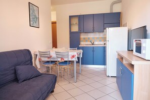 Apartment, 2 Schlafzimmer | Wohnzimmer