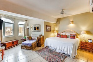 3 bedrooms, iron/ironing board, internet, bed sheets