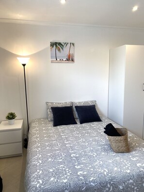 3 Schlafzimmer, Bügeleisen/Bügelbrett, kostenloses WLAN, Bettwäsche