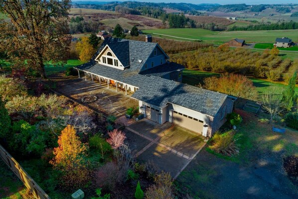 Unclassified image, 1 of 50, button