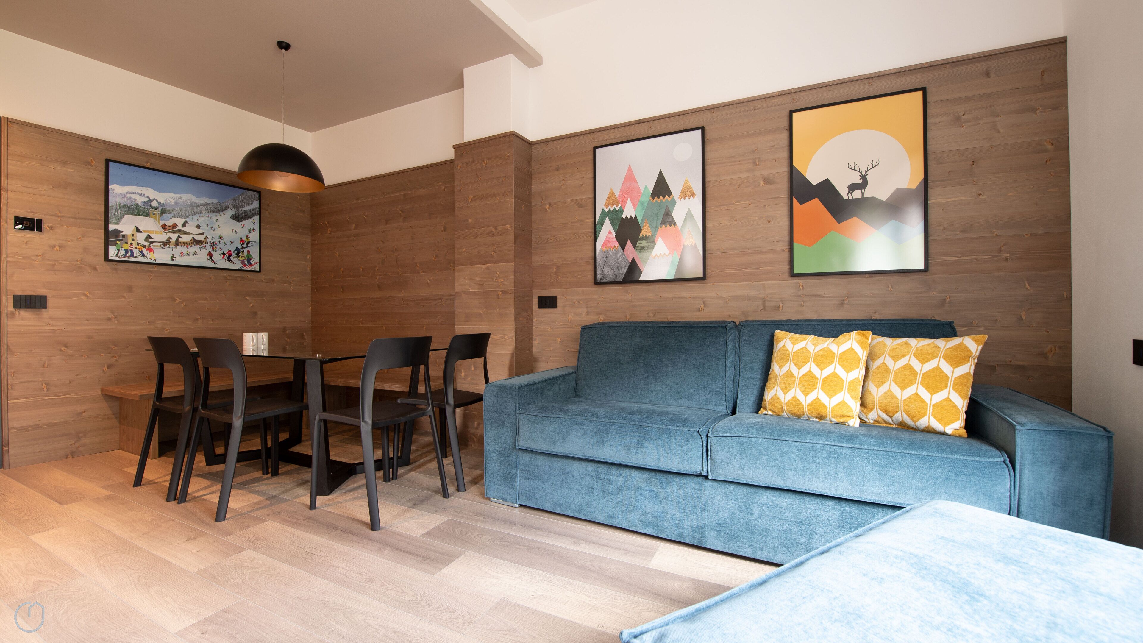 Apartment (2 Bedrooms) | Front of property